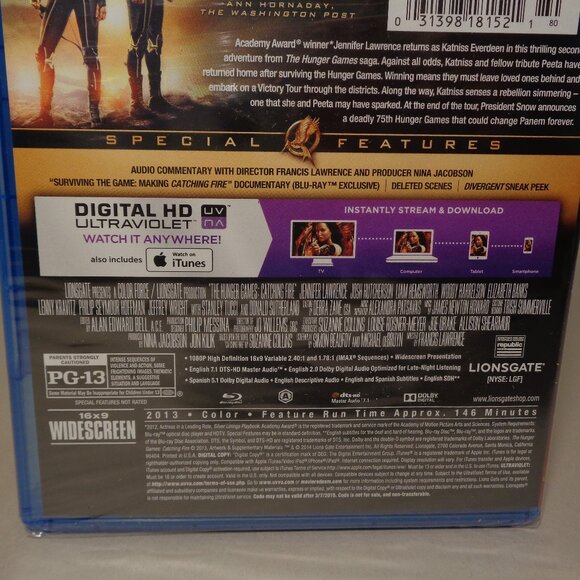 HUNGER GAMES Catching Fire / New Blu-ray Disc + DVD  + Digital HD Ultraviolet - Picture 8 of 10